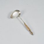 1425 7581 SAUCE LADLE